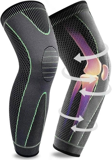 Pair of black knee sleeves with a detailed diagram showing how they fit around a knee joint.